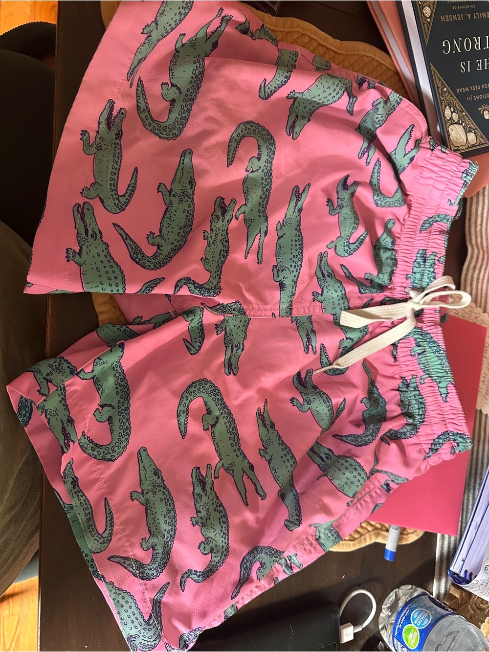 Chubbies 5.5 inseam compression short swim trunks - Pink Alligator-size XS men's